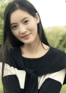 女演员耿黎明个人资料,影视圈璀璨新星，多才多艺的演技派女演员