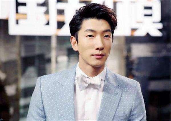 张亮八卦来了,揭秘明星背后的故事与真相