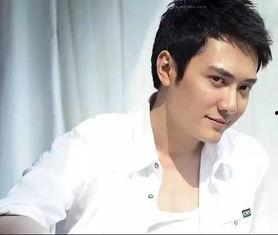 男明星为啥喜欢网红,男明星为何对网红情有独钟？揭秘明星与网红的神秘魅力